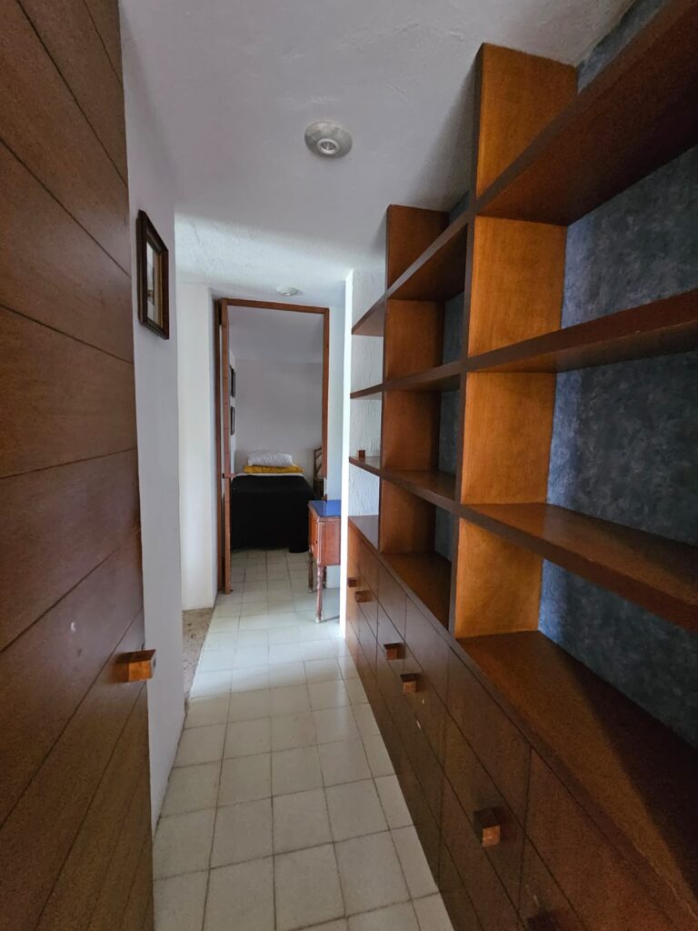 Galería de LAS CAÑADAS OPORTUNIDAD CASA EN VENTA CON ALBERCA Y LOFT INDEPENDIENTE