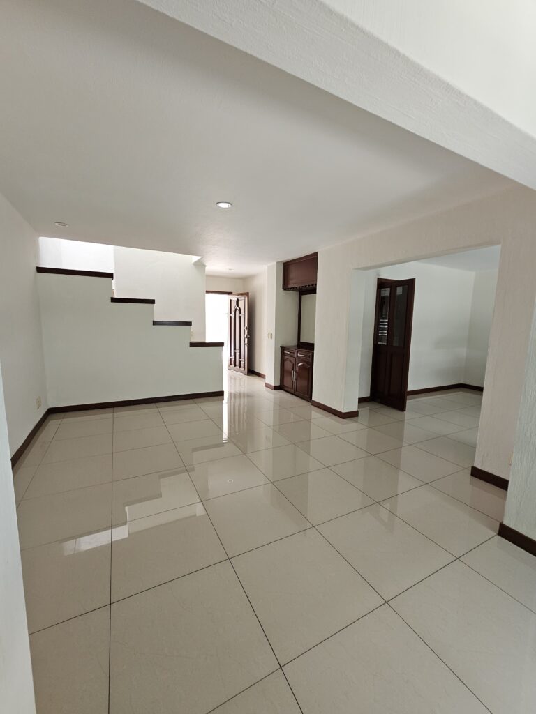 Galería de LA ESTANCIA CASA EN VENTA EN COTO PRIVADO A 2 MIN DE COSTCO
