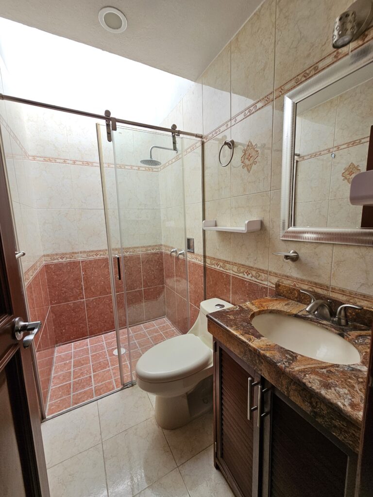 Galería de LA ESTANCIA CASA EN VENTA EN COTO PRIVADO A 2 MIN DE COSTCO