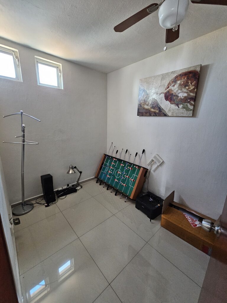 Galería de LA ESTANCIA CASA EN VENTA EN COTO PRIVADO A 2 MIN DE COSTCO