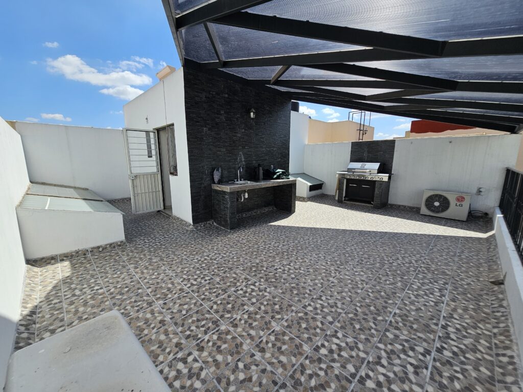 Galería de LA ESTANCIA CASA EN VENTA EN COTO PRIVADO A 2 MIN DE COSTCO