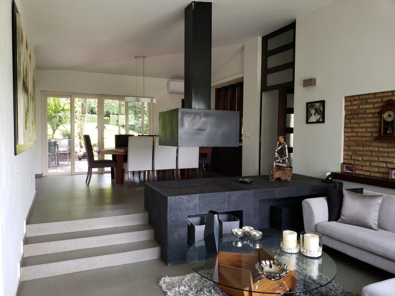 Galería de LAS CAÑADAS CASA EN VENTA CON GRAN TERRENO Y LOFT INDEPENDIENTE