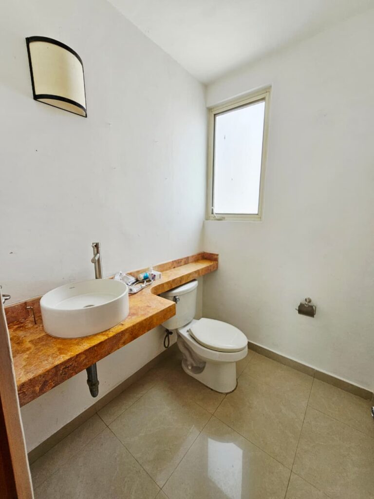 Galería de LAS CAÑADAS CASA EN VENTA EN COTO SAN ÁNGEL CON HERMOSA VISTA