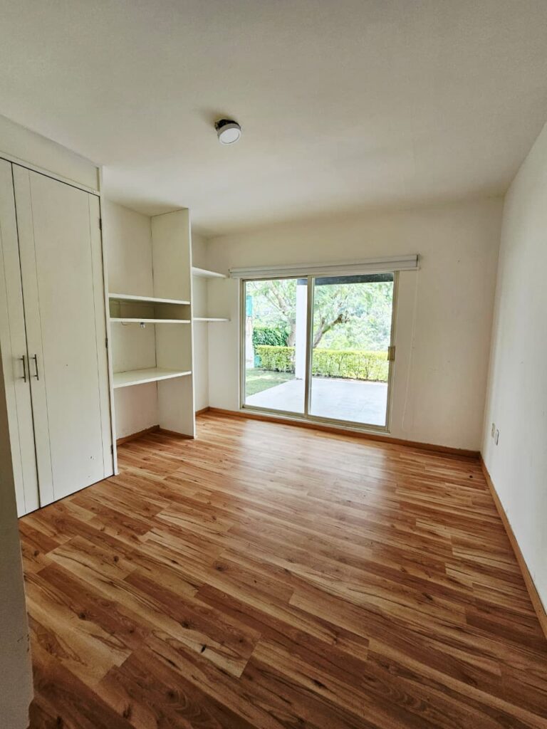 Galería de LAS CAÑADAS CASA EN VENTA EN COTO SAN ÁNGEL CON HERMOSA VISTA
