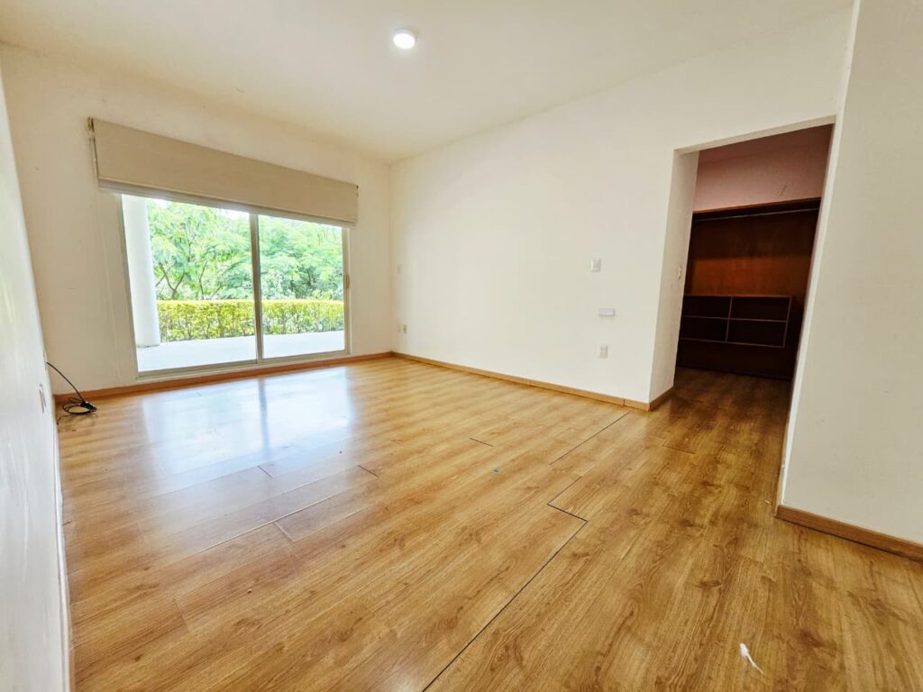 Galería de LAS CAÑADAS CASA EN VENTA EN COTO SAN ÁNGEL CON HERMOSA VISTA