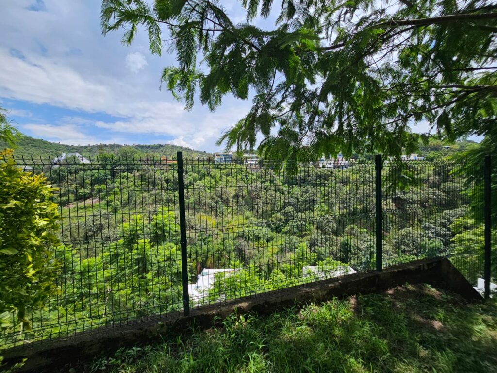 Galería de LAS CAÑADAS CASA EN VENTA EN COTO SAN ÁNGEL CON HERMOSA VISTA