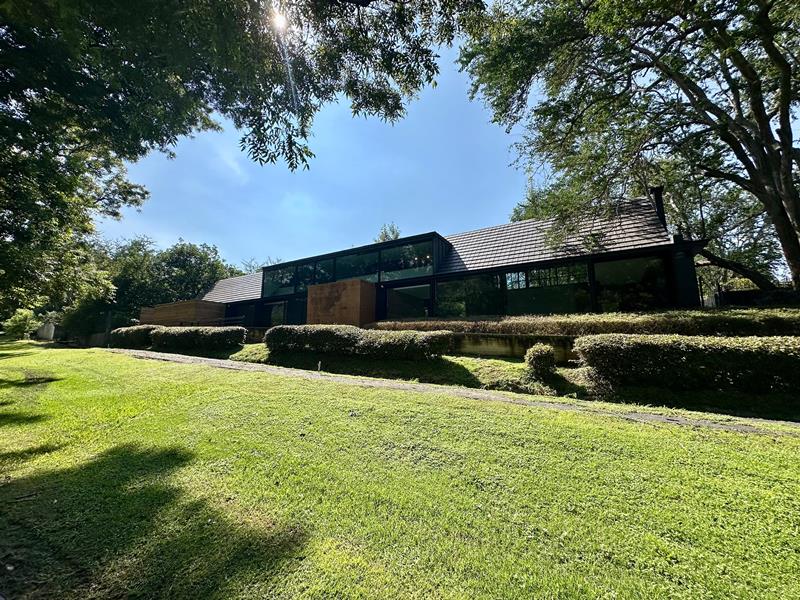 Galería de LAS CAÑADAS CASA EN VENTA PRECIOSA A CAMPO DE GOLF UNA SOLA PLANTA CON ALBERCA