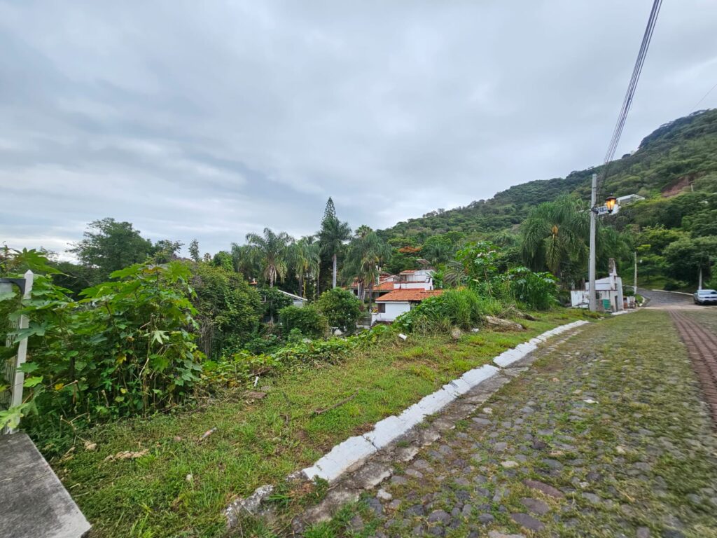 Galería de LAS CAÑADAS LOTE EN VENTA OPORTUNIDAD DE INVERSIÓN CON HERMOSA VISTA Y ARROYO PLUVIAL