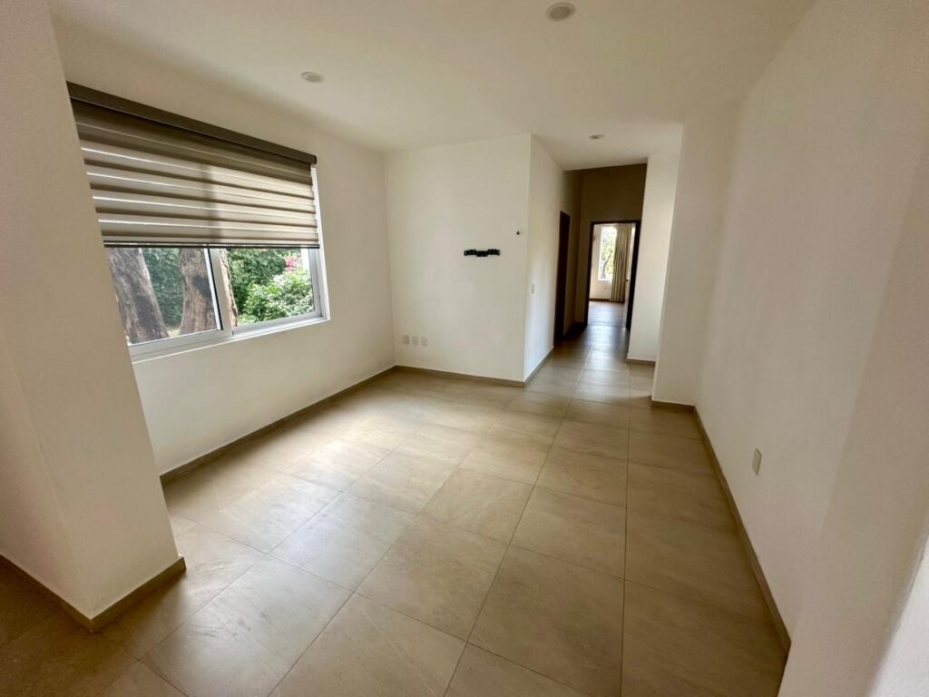 Galería de Las Cañadas Casa en Venta Seminueva de Una Sola Planta