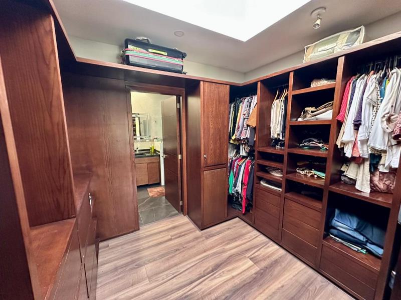 Galería de LAS CAÑADAS CASA EN VENTA CON ALBERCA EN COTO ABEDULES