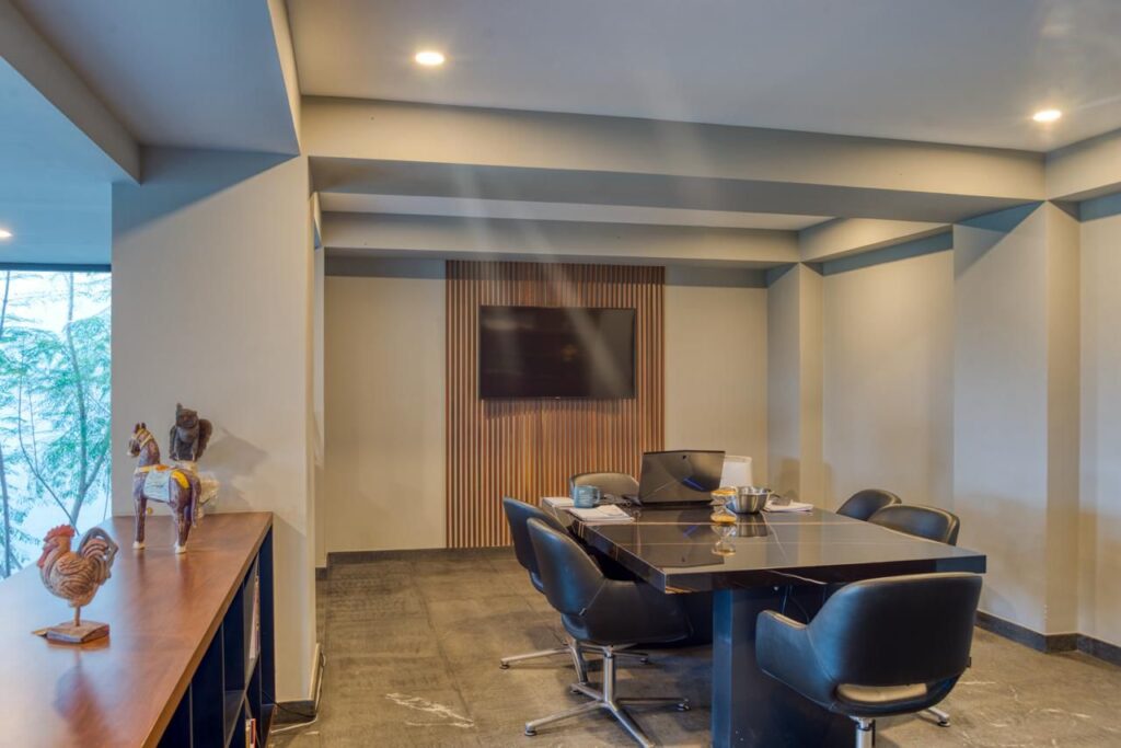 Galería de LAS CAÑADAS CASA EN VENTA DE LUJO CON GRAN DISEÑO Y VISTAS PANORÁMICAS