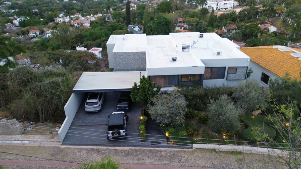 Galería de LAS CAÑADAS CASA EN VENTA DE LUJO CON GRAN DISEÑO Y VISTAS PANORÁMICAS