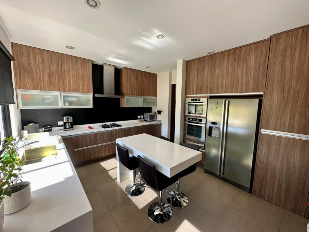 Galería de LAS CAÑADAS CASA EN VENTA EN COTO LA PRADERA COLINDANTE A CAÑADA