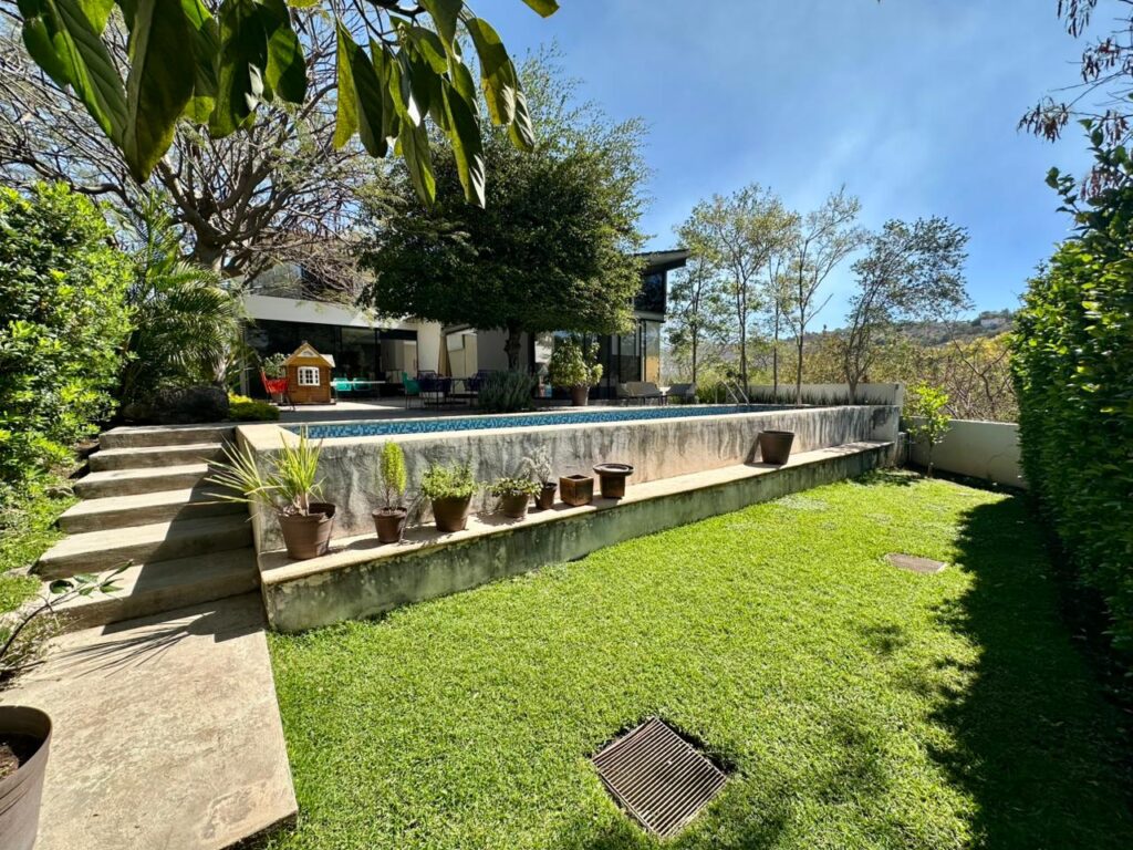 Galería de LAS CAÑADAS CASA EN VENTA EN COTO LA PRADERA COLINDANTE A CAÑADA