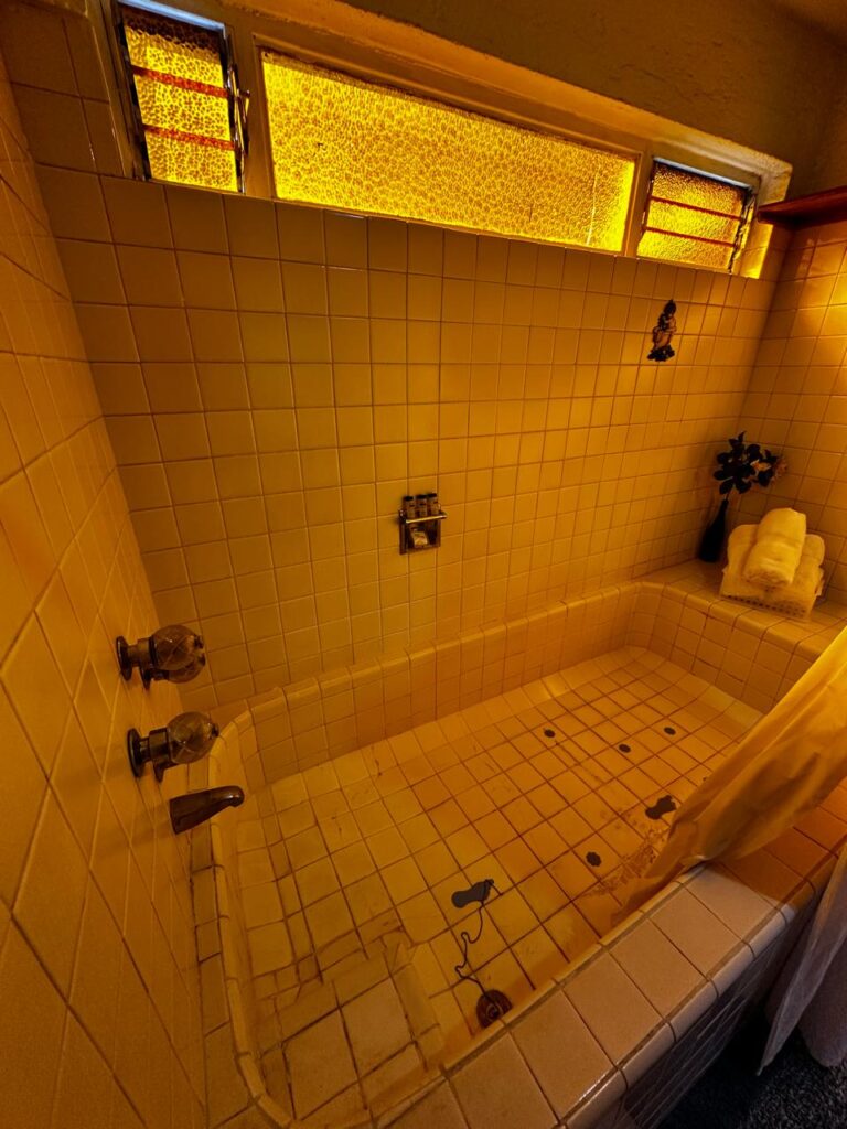 Galería de LAS CAÑADAS CASA EN RENTA AMUEBLADA CON BUENA UBICACIÓN