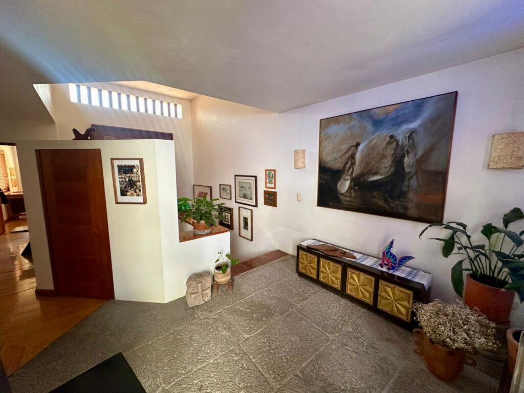 Galería de LAS CAÑADAS CASA EN VENTA A CAMPO DE GOLF ESTILO RUSTICO CONTEMPORÁNEO