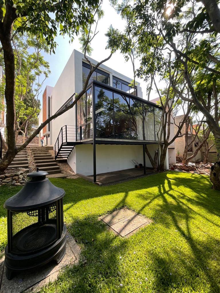 Las Cañadas Casa en Preventa Frente Al Centro Comercial Coto Emma