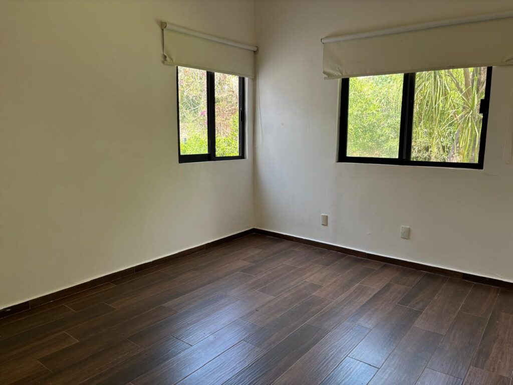 Galería de Las Cañadas Casa en Renta de Una Planta Con 4 Habitaciones Cerca del Colegio Alemán