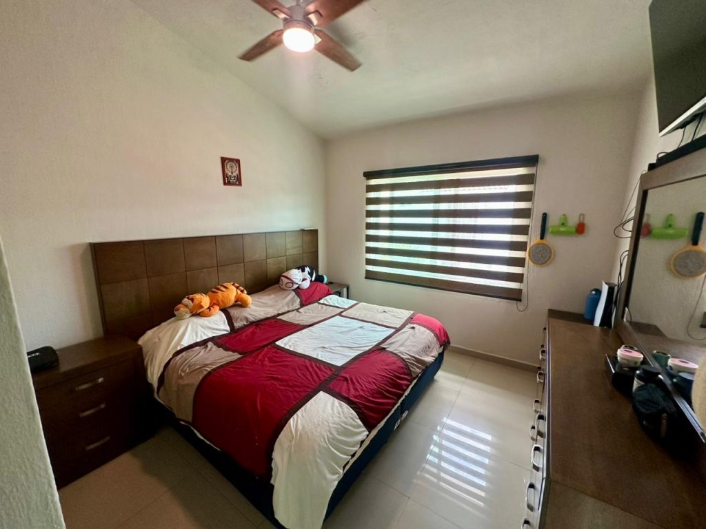 Galería de REAL DE VALDEPEÑAS CASA EN VENTA COTO VALLADOLID CON BUENA UBICACIÓN
