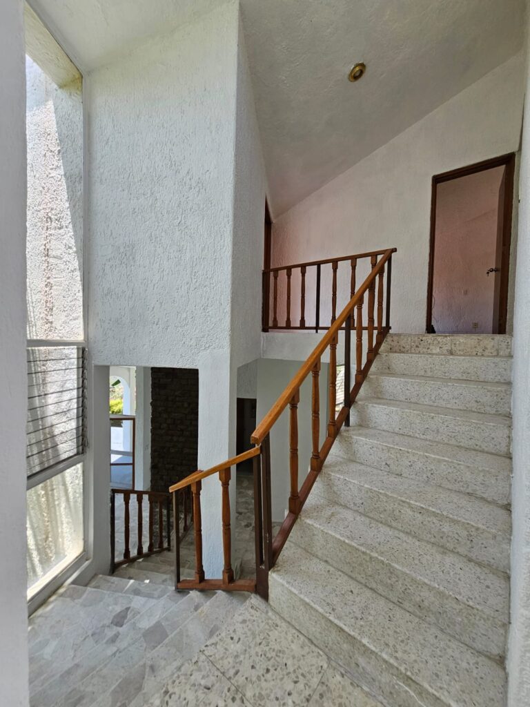 Galería de LAS CAÑADAS CASA EN RENTA CON BUENA UBICACIÓN