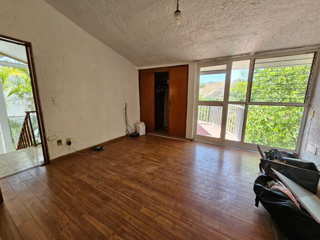 Galería de LAS CAÑADAS CASA EN RENTA CON BUENA UBICACIÓN
