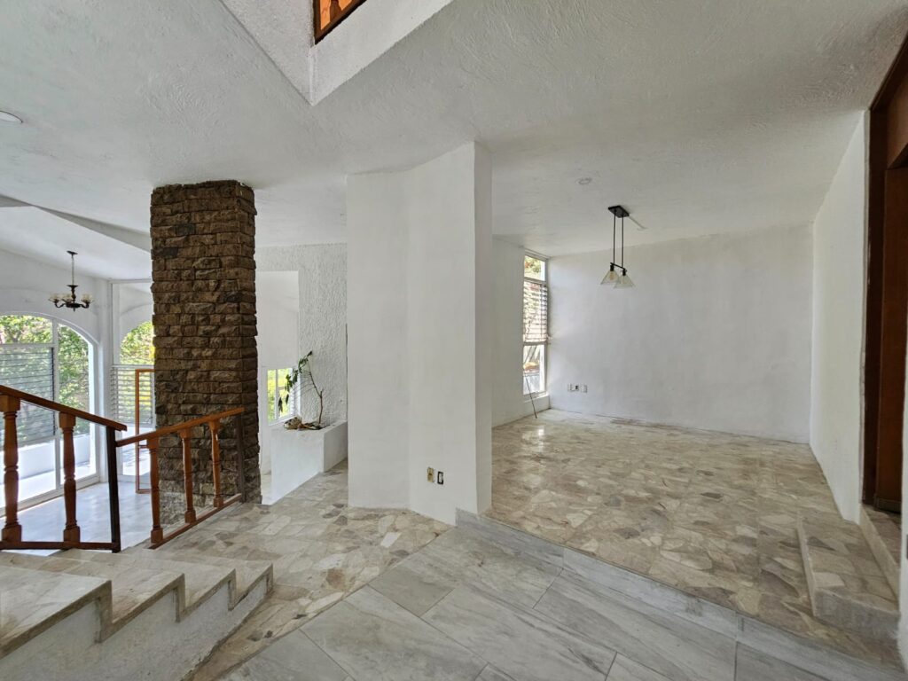 Galería de LAS CAÑADAS CASA EN RENTA CON BUENA UBICACIÓN