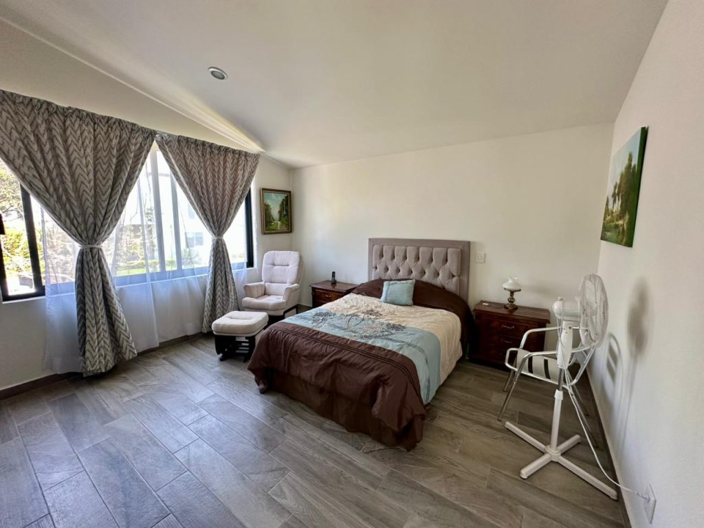Galería de Las Cañadas Casa en Venta de Una Sola Planta en Coto Abedules