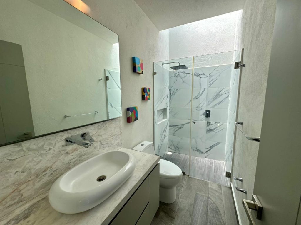 Galería de Las Cañadas Casa en Venta de Una Sola Planta en Coto Abedules