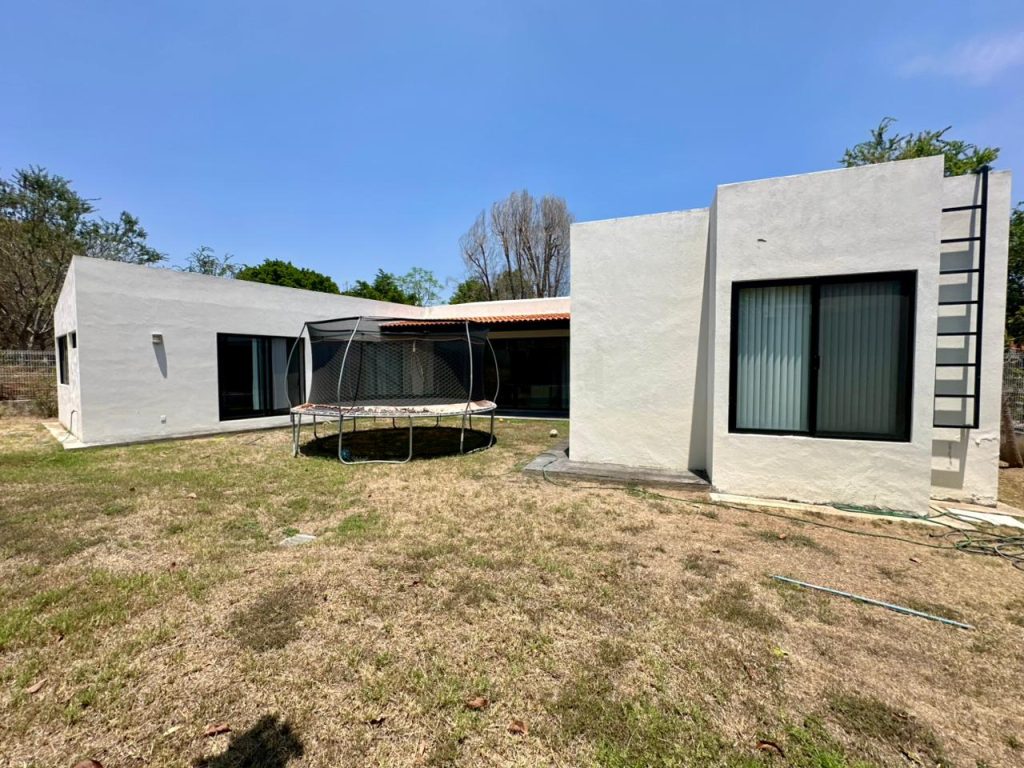 Galería de Las Cañadas Casa en Venta de Una Sola Planta en Coto Abedules
