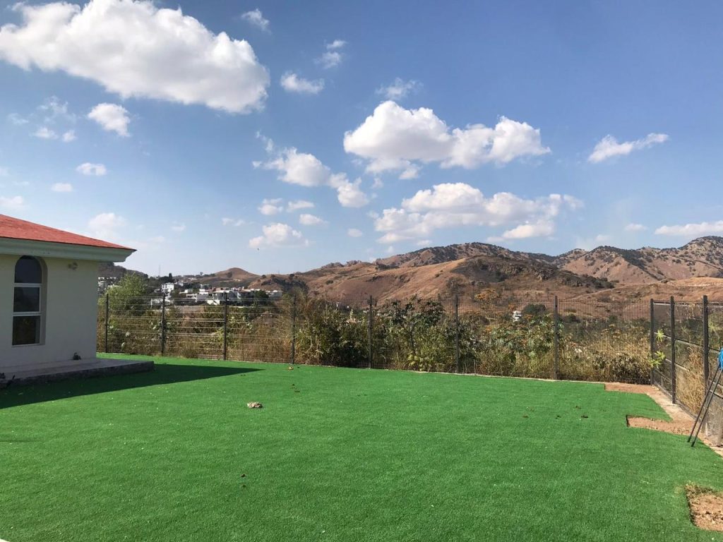 Galería de LAS CAÑADAS CASA EN VENTA DE UNA PLANTA* CON VISTA ESPECTACULAR