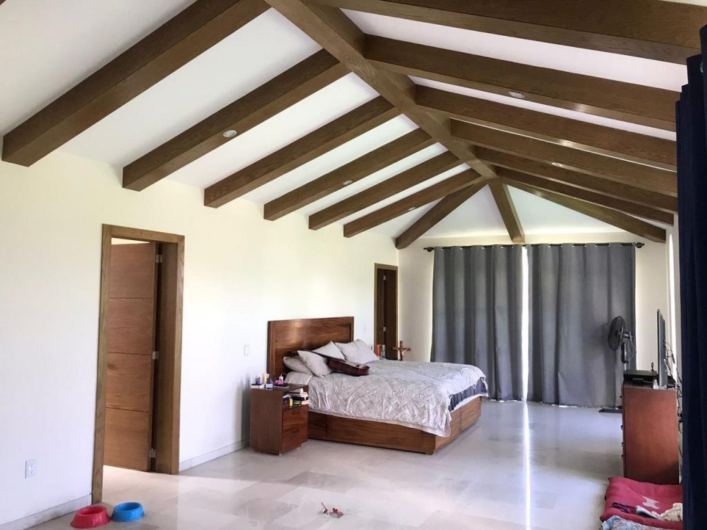 Galería de LAS CAÑADAS CASA EN VENTA DE UNA PLANTA* CON VISTA ESPECTACULAR