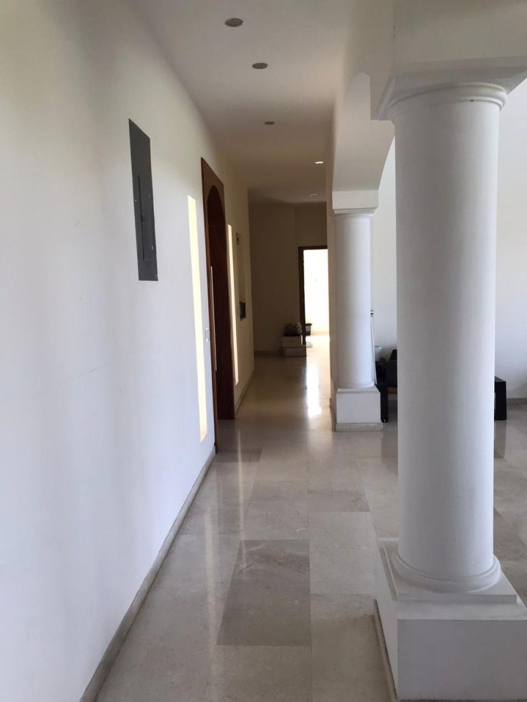 Galería de LAS CAÑADAS CASA EN VENTA DE UNA PLANTA* CON VISTA ESPECTACULAR