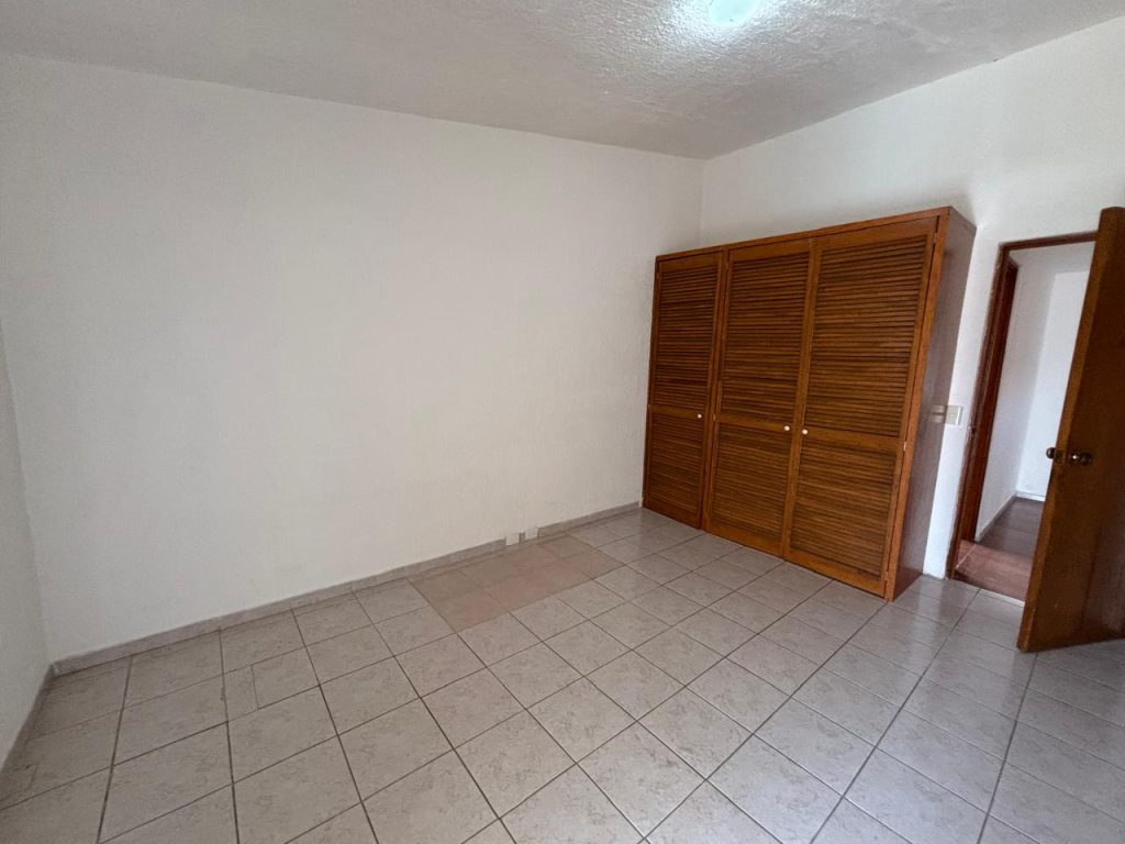 Galería de Las Cañadas Casa en Renta en Coto Privado Con Alberca y Excelente Ubicación