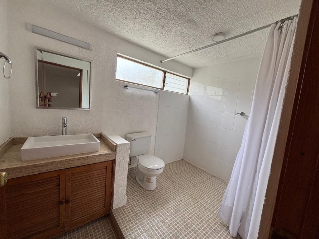 Galería de Las Cañadas Casa en Renta en Coto Privado Con Alberca y Excelente Ubicación