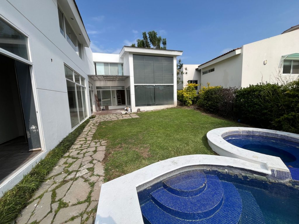 Galería de Las Cañadas Casa en Renta O Venta Con Alberca en el Coto la Pradera