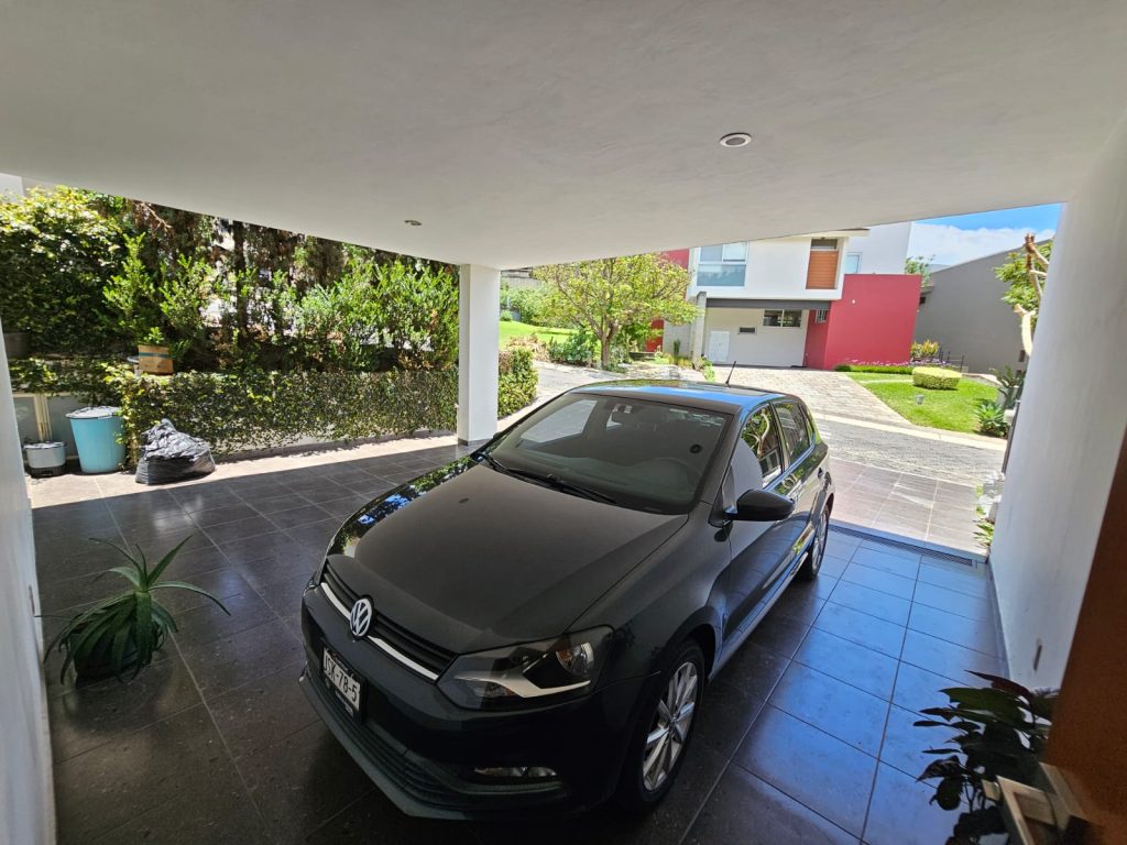 Galería de Las Cañadas Casa en Venta en Coto La Pradera con Elevador