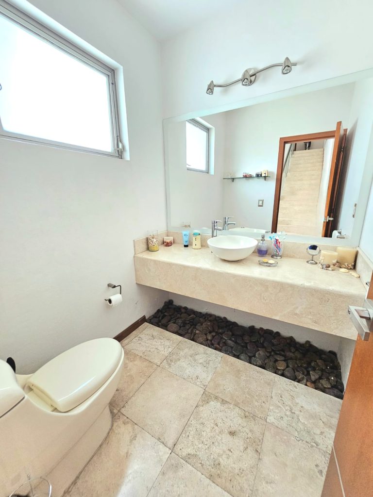 Galería de Las Cañadas Casa en Venta en Coto La Pradera con Elevador