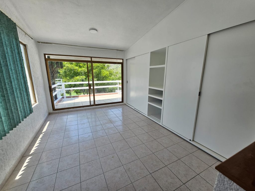 Galería de Las Cañadas Casa en Renta en Coto Privado Con Alberca y Excelente Ubicación